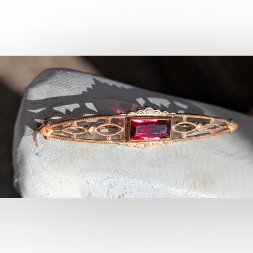 Victorian Filigree Garnet Brooch